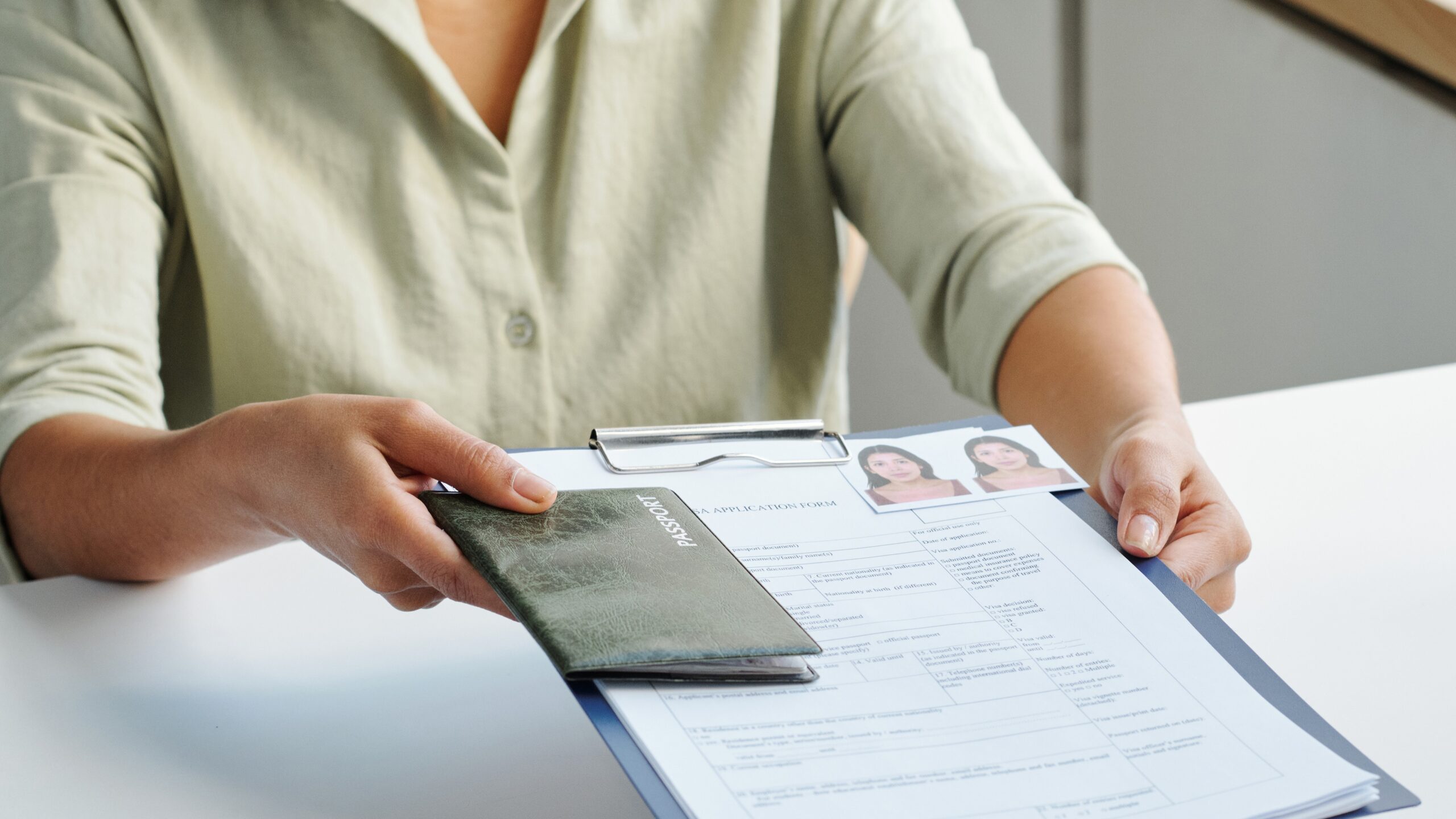 The Difference Between a Passport Photo and a Visa Photo